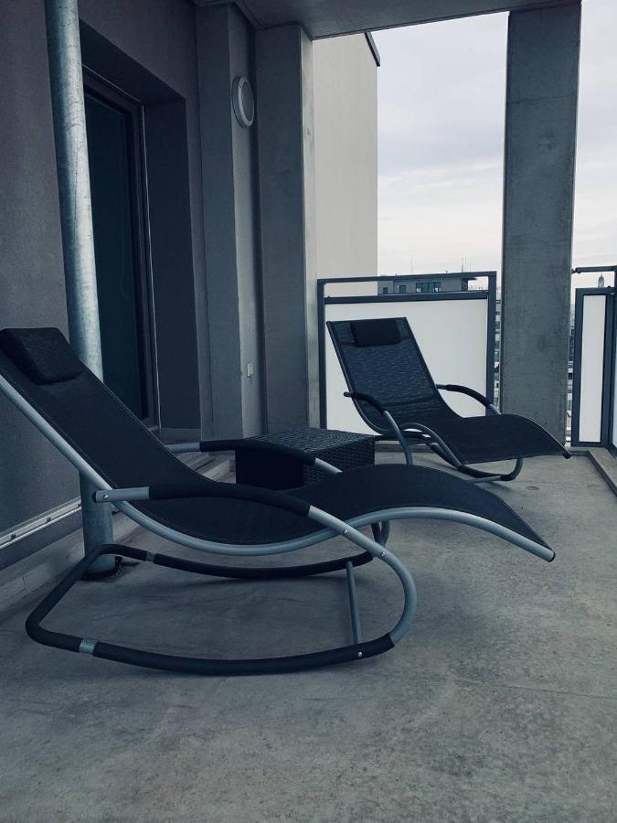 Apartment Mit Penthouse Charakter In เดรสเดน ภายนอก รูปภาพ